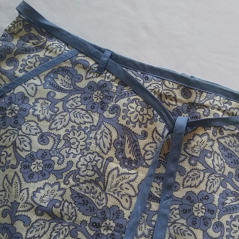 Skirt - Picture 4 of 8